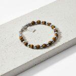 Pulseira para homem com pedras naturais olho de tigre.