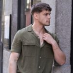 Colar Dourado Dillon, para homem, com pendente em forma de cruz em aço inoxidável da marca portuguesa Twobrothers.