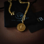 Colar Homem Dourado Captain Compass - Image 6