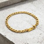 Pulseira para homem elos em dourado.