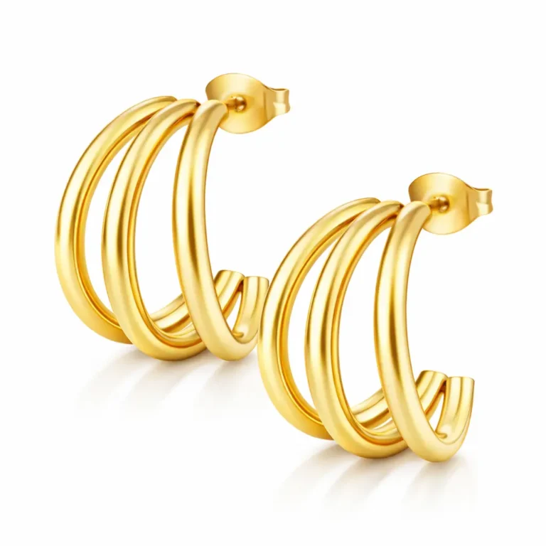 brincos mulher dourado com tripla volta em aço inoxidável.